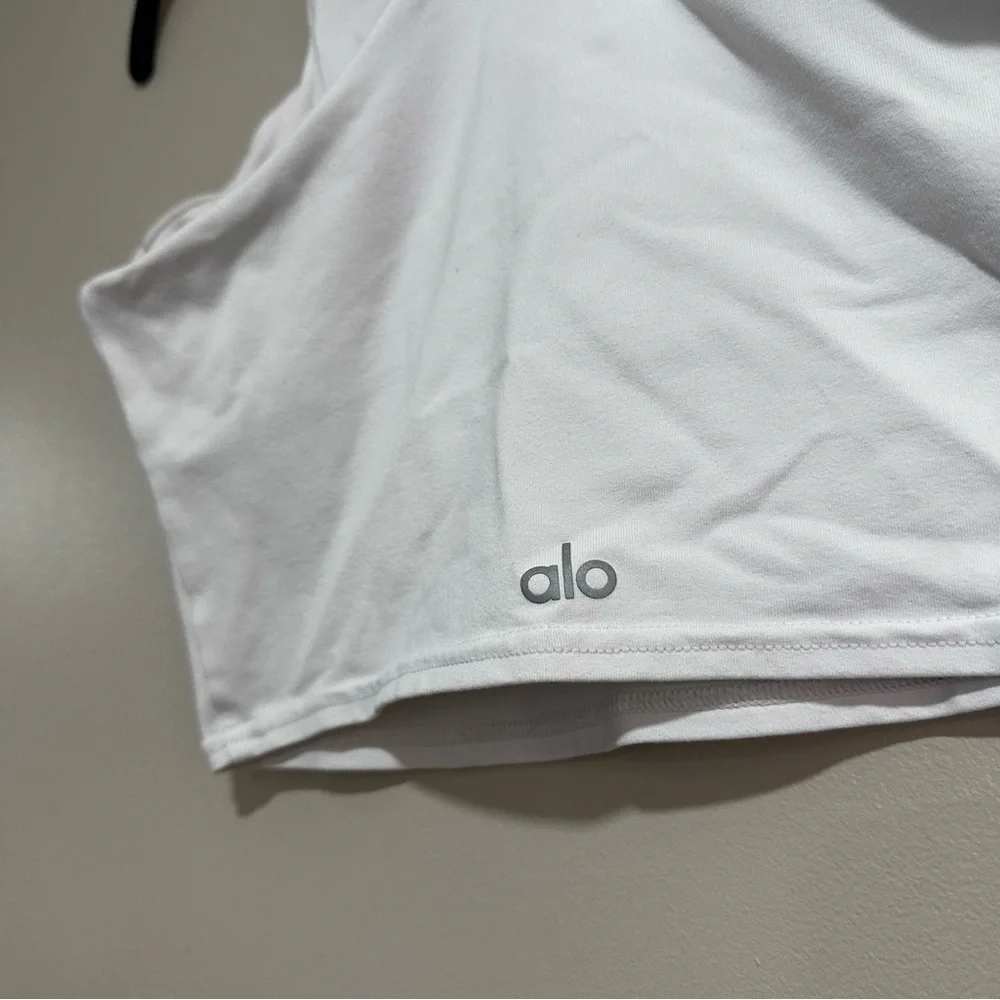 ALO Yoga Airbrush Real Bra Tank - Size M - Picture 5 of 6